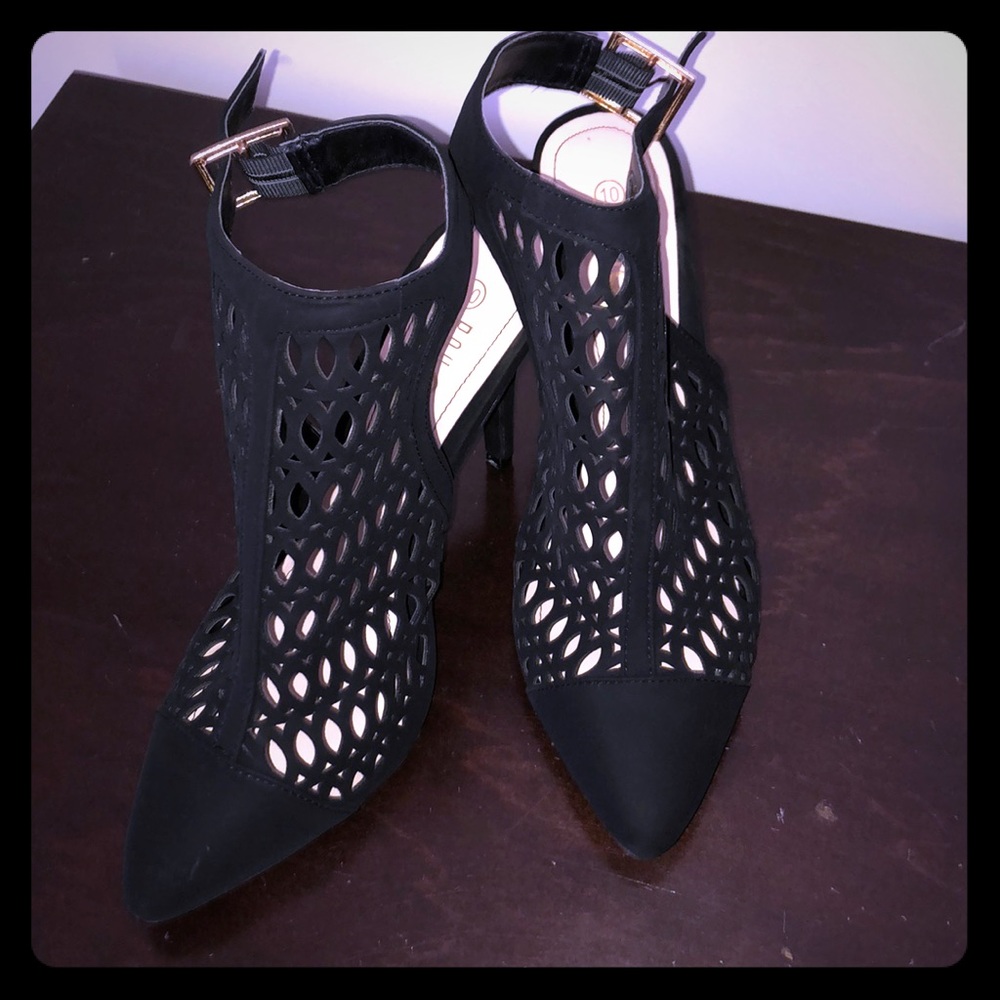 Sassy heels
